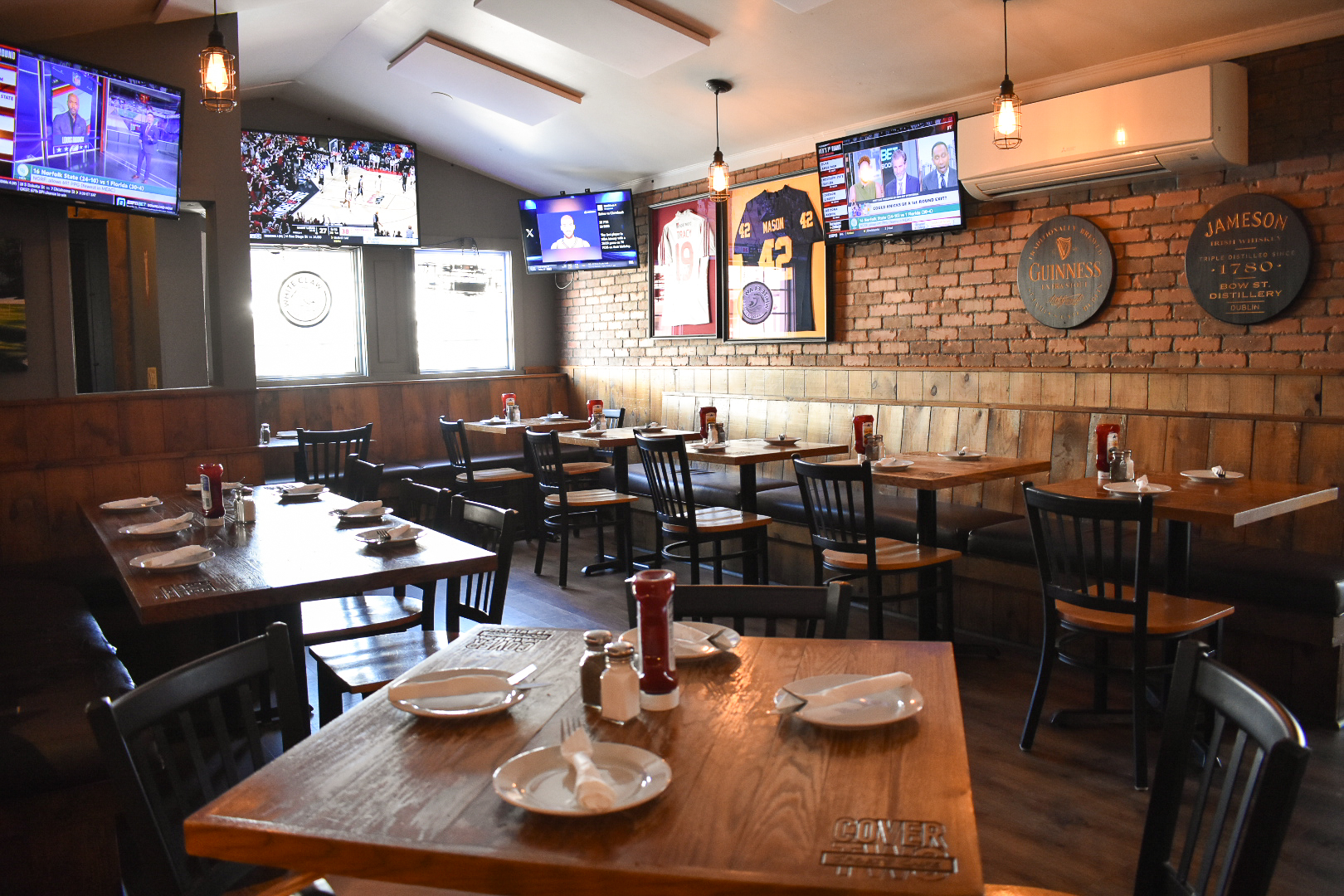 Restaurant banner image