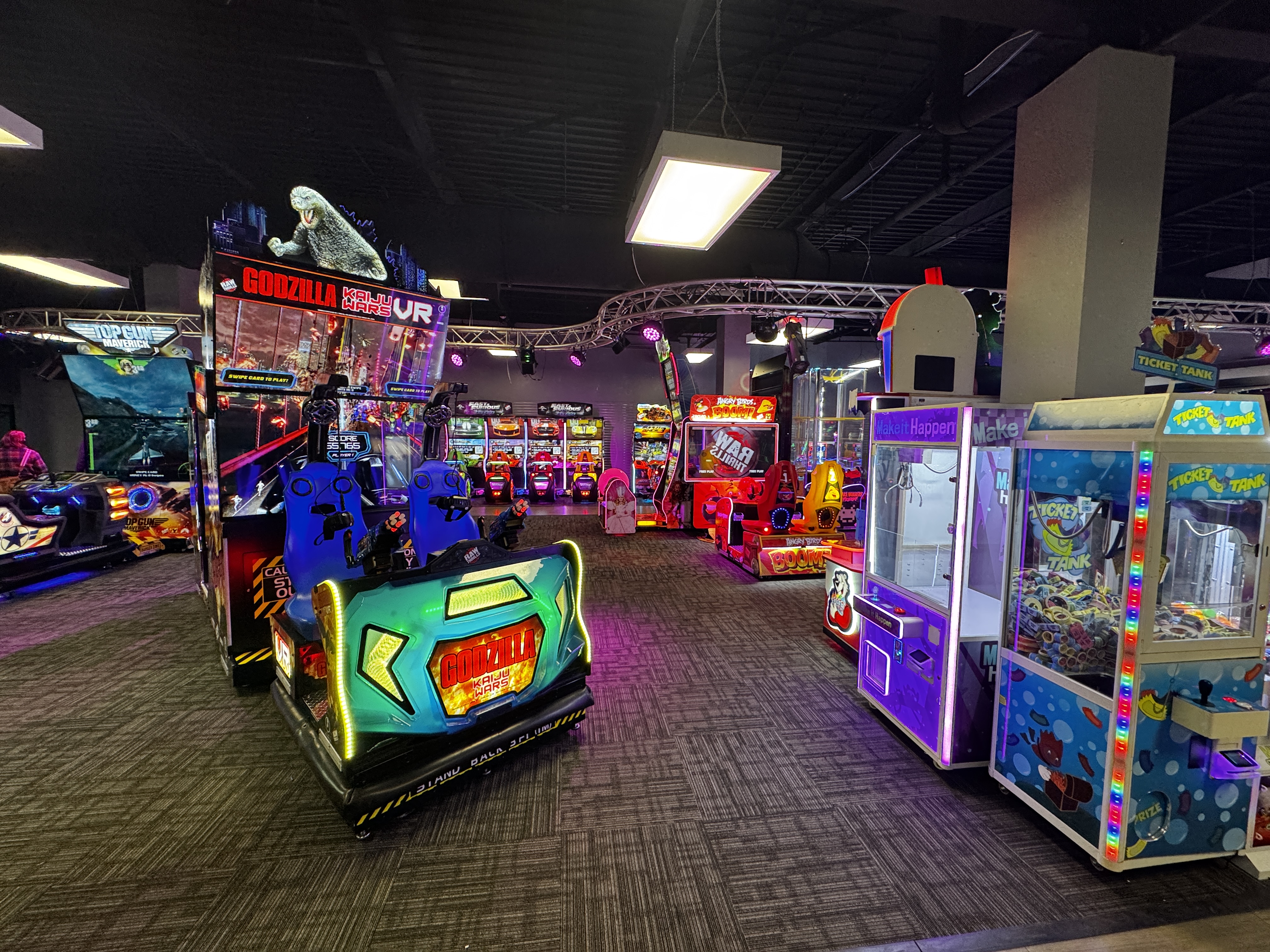 Carousel image 6