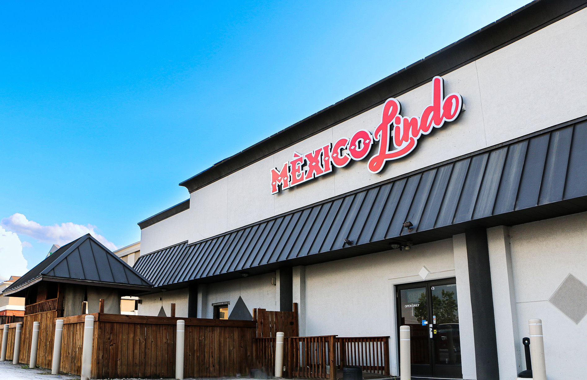 Restaurant banner image