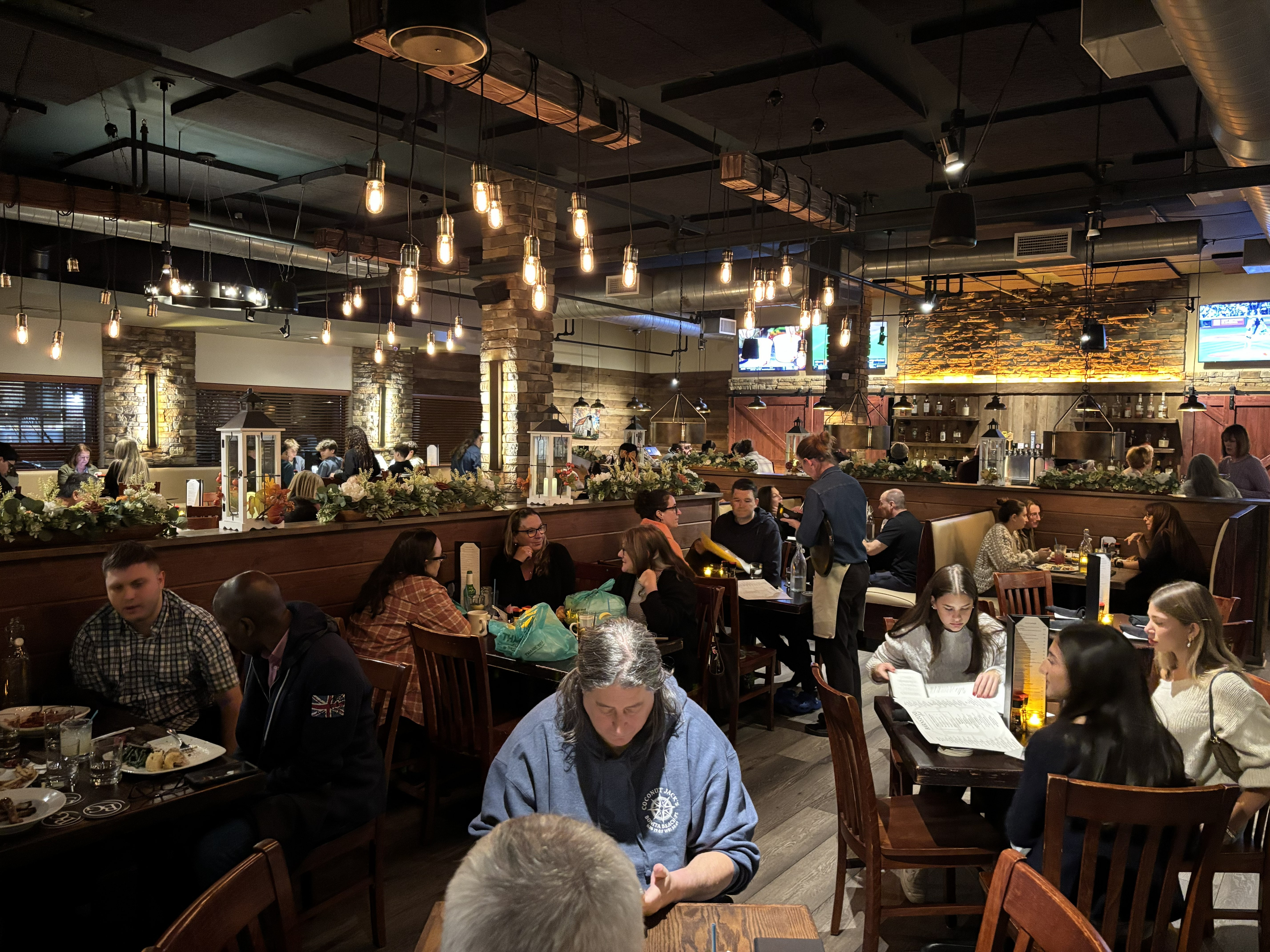 640 E Boston Post Rd - Mamaroneck - Seared Ahi Tuna