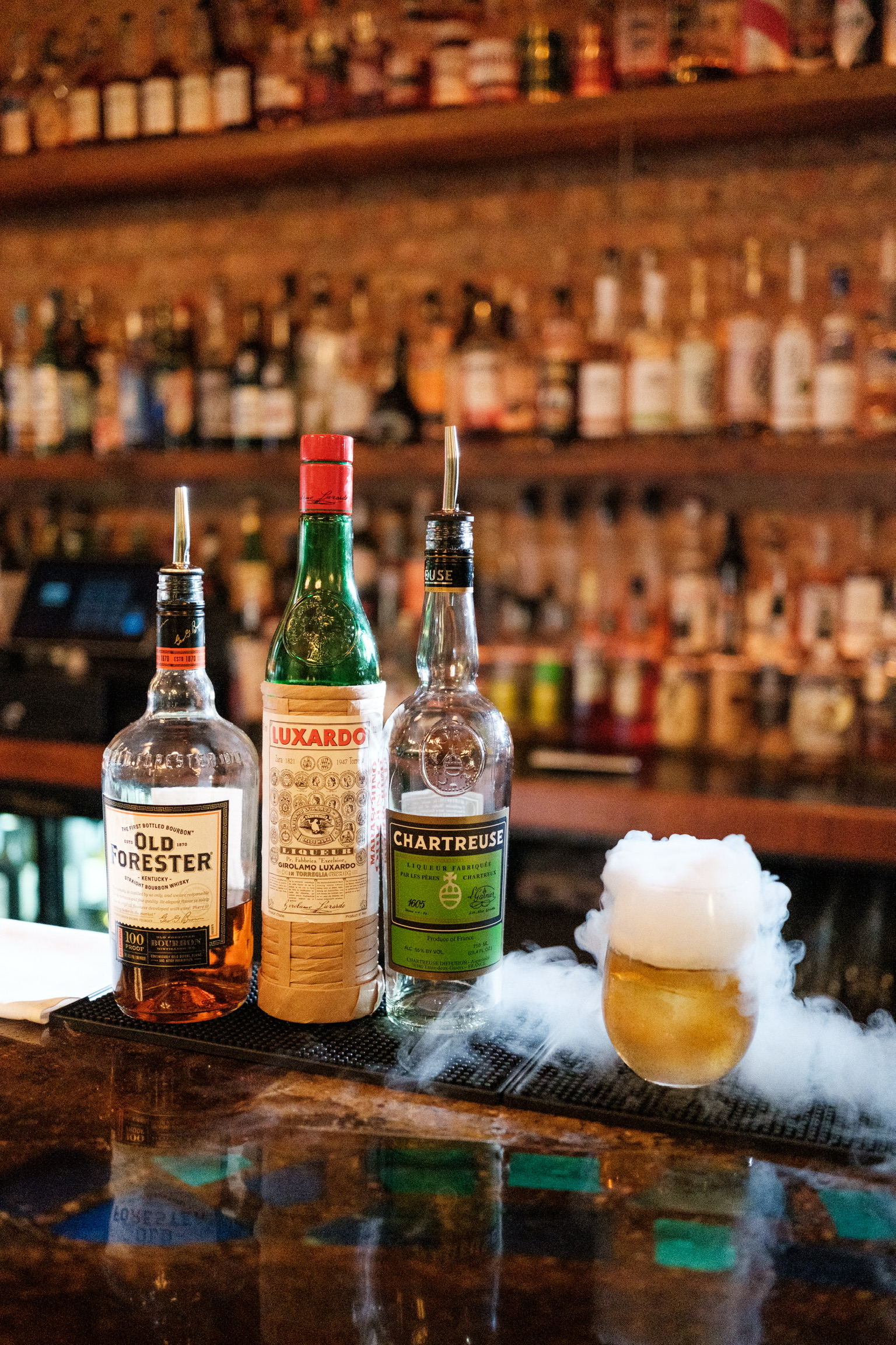 Bar photo 2