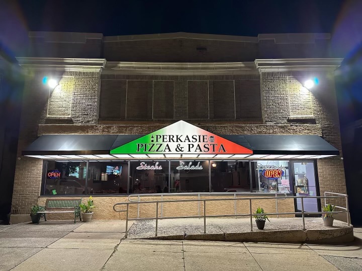 Restaurant banner image
