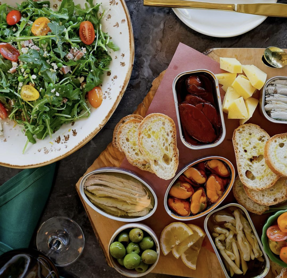 Restaurant banner image