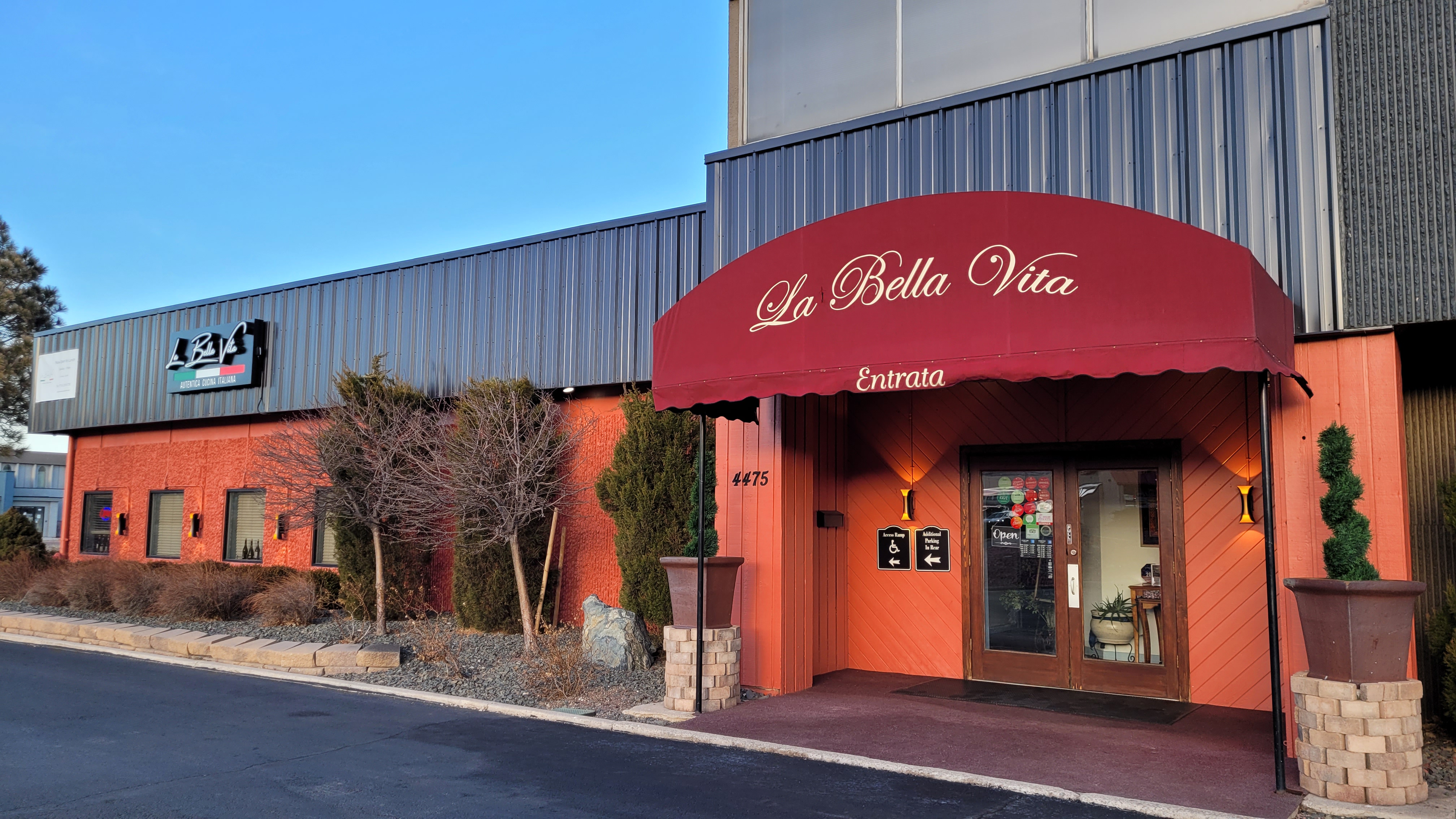 Restaurant banner image